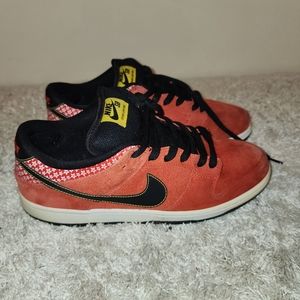 Nike SB Dunk Low Firecrackers size 10.5